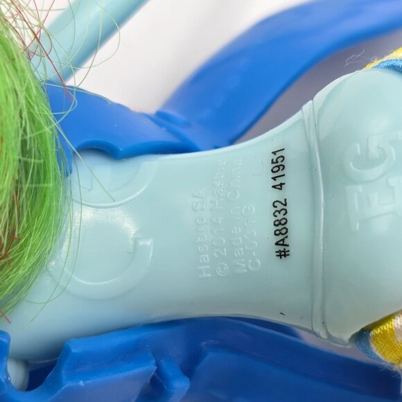 Hasbro My Little Pony Equestria Girls Rainbow Rocks Rainbow Dash Doll - Picture 5 of 6